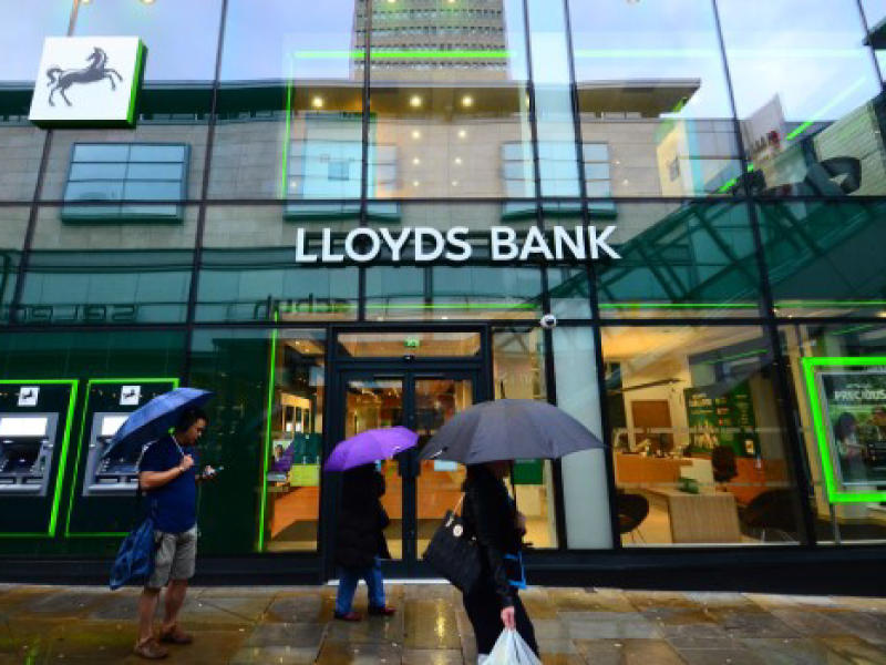 Another 3,000 jobs to be cut by Lloyds Bank as they double their branch ...